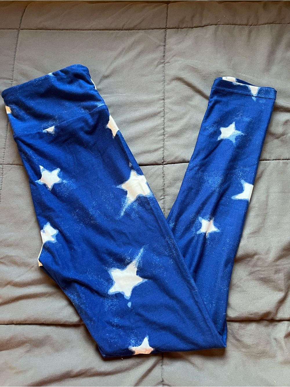 LuLaRoe Navy With Star Patriotic Patterned Leggings